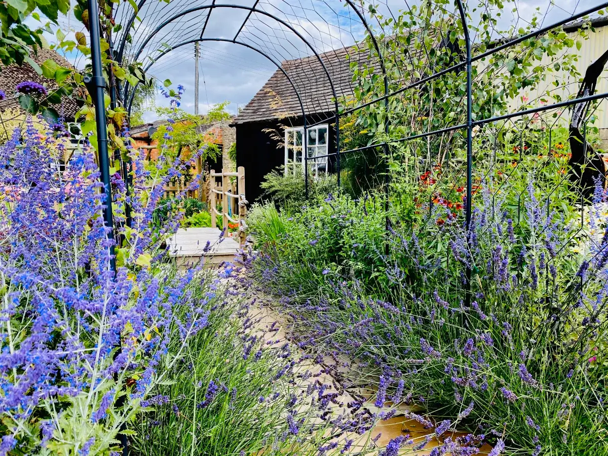 garden construction great washbourne complete 2 rune